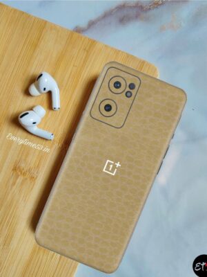 Leather Crocodile Gold Mobile Skin